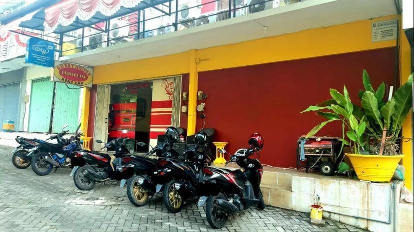 Pringgondani Guesthouse Pandanaran Hills 三宝垄 外观 照片